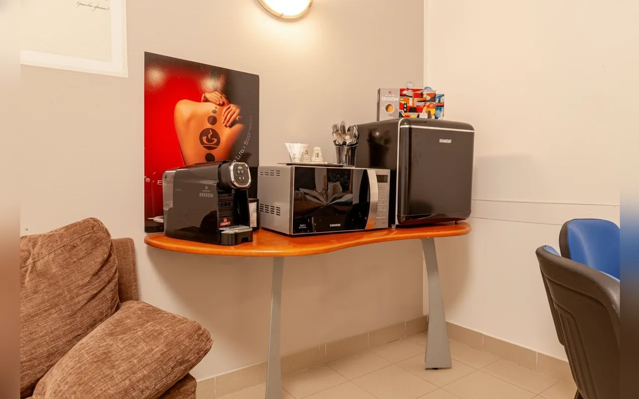 Camera con bagno privato — Valle Benedetta, Colle salvetti (Toscana) (foto 24)